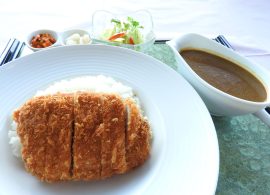 豚ロースのカツカレー