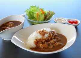牛すじカレー