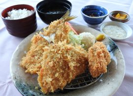 地魚とカキのミックスフライ