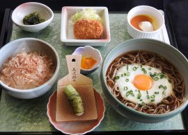 中伊豆わさび丼と月見とろろ蕎麦