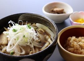 肉そば・肉うどん