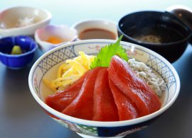 本鮪の漬け丼